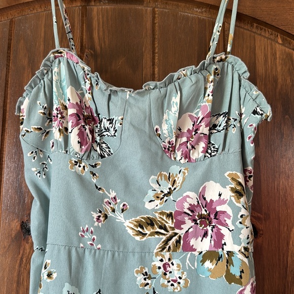 Floral Midi Dress - Picture 6 of 7